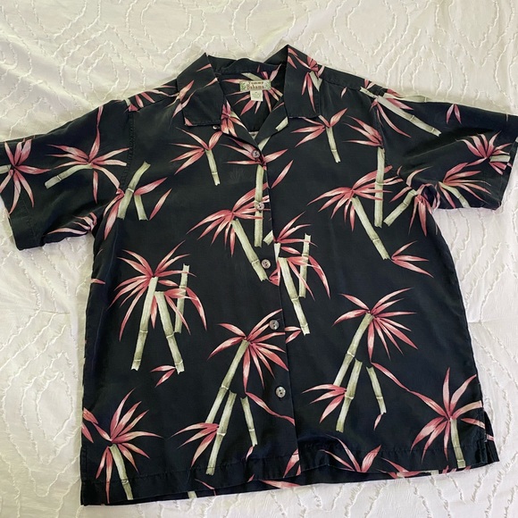 Tommy Bahama Men’s Casual Button Down Shirt Size M - Picture 1 of 7